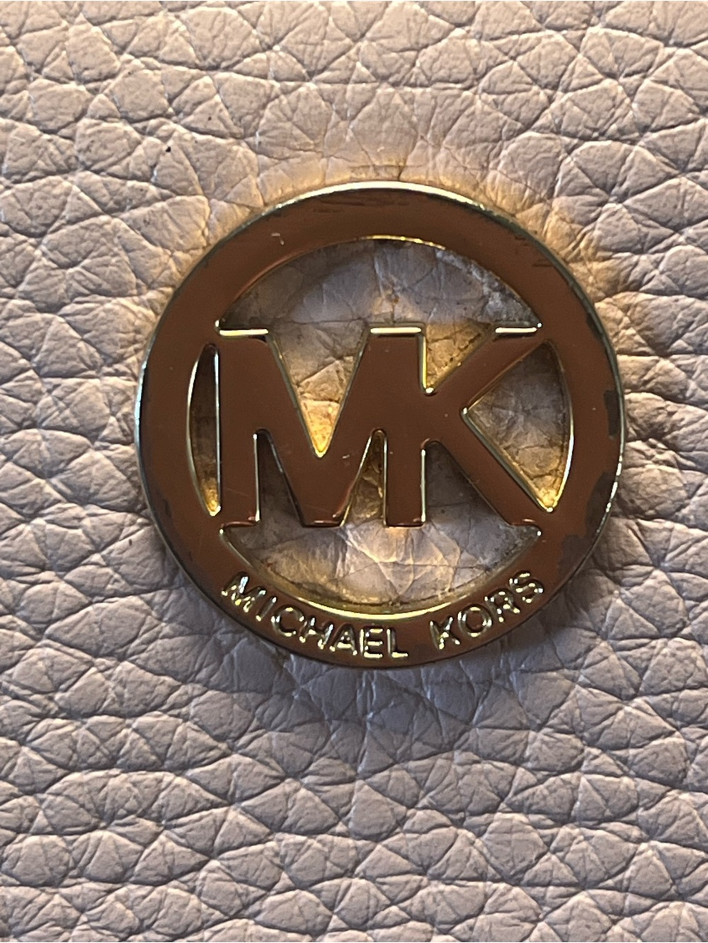 Michael Kors Fulton  Pebbled pink Leather Zip-Around Wallet EUC - Picture 2 of 14